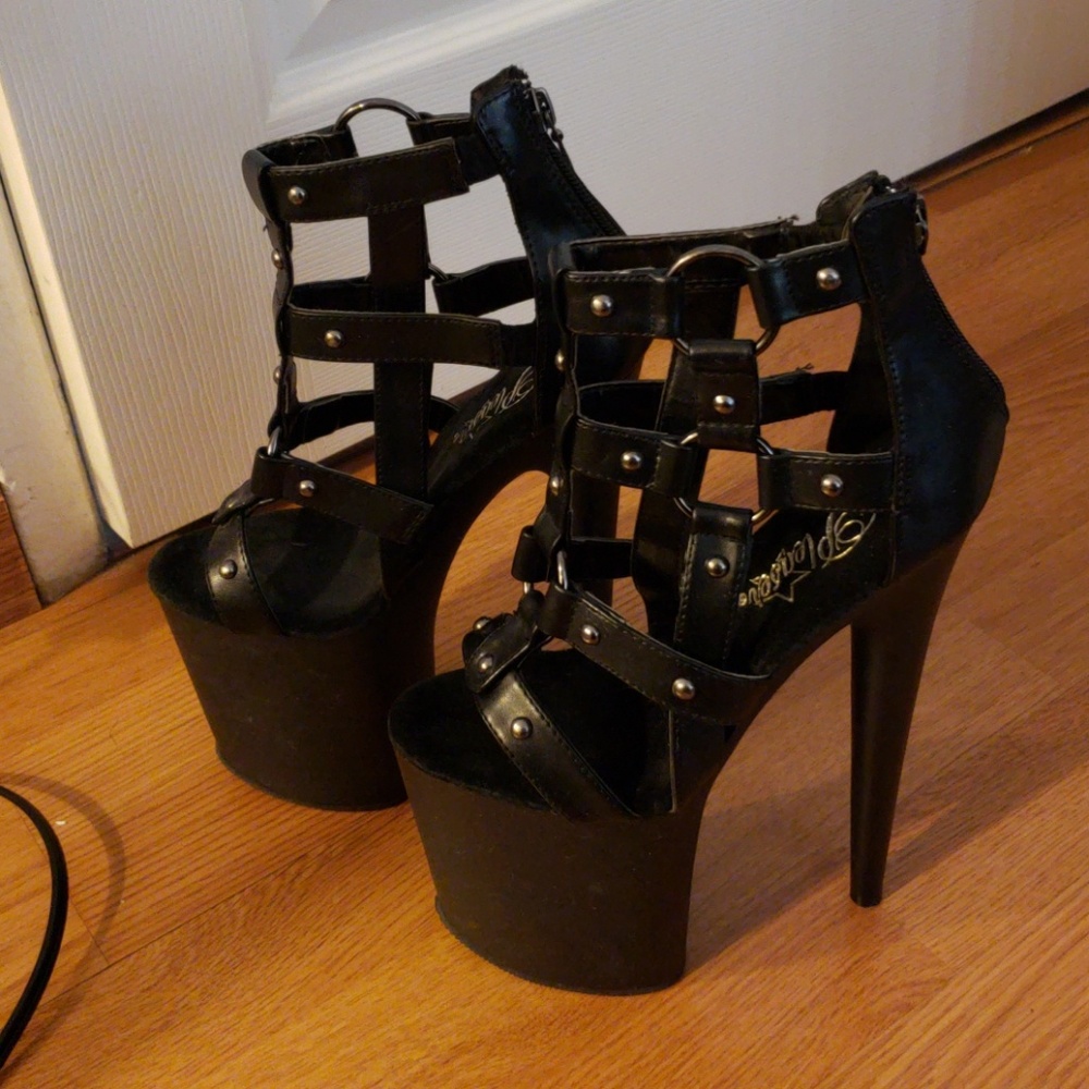 Pleaser platform dance shoe